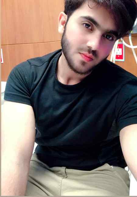 Ek pyari baat 👈👌Koe kese Ky liye nahi badlta👈 kese ko koe frk nhi parta sub bhany hin jothy delasy  Batin hin apni qsam usko do Jo Manny apki azzat kary 🤔😍🙄 Jo qdr our ashas kary🌷❤️ jaha Yi sub Na maly waha tujhy lgy tum bar bar bezat horhy ho tuo rasta badl do🙄😧😧 khuda hafiz