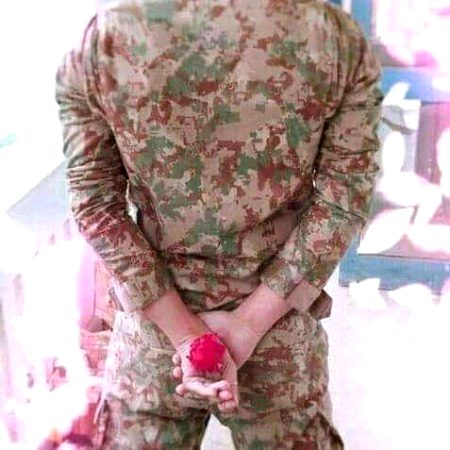 Aslam alaikum kase Hy AP sub  ye ful apki Lai😍☺️