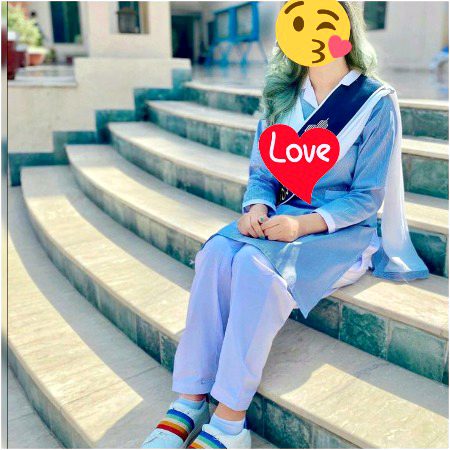 سر اٹھا کے جینا سیکھا ہے ہم نے جھکتے ہیں فقط کائنات کے شہنشاہ ☝ کے آگے 👑🔥 -