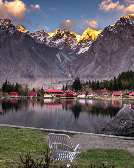 shangrila lake skardu gilgit baltistan pakistan😍