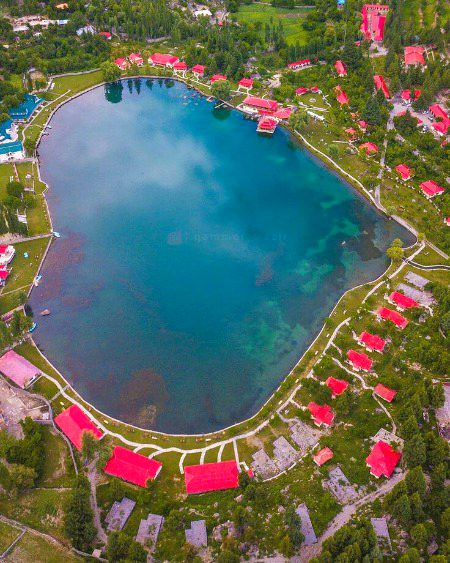 shangrilla lake skardu