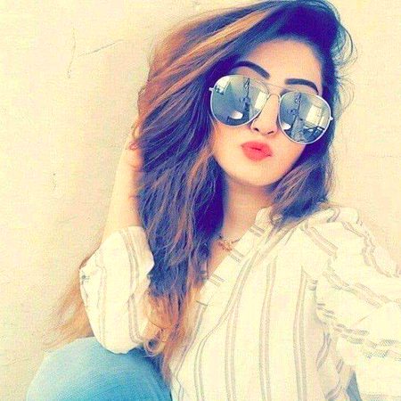 "Rehti hn adatan sharifo ki trh....💖❤️
"Jo uljh betho to apni bhi ni sunon "💖❤️