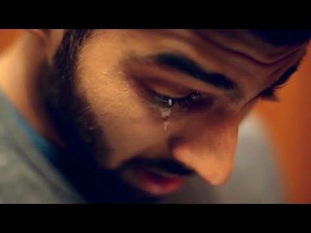 ...میرے درد کا کوئی حل نکالو یارو 

میں خودکشی کا بہت سوچتا ہوں 💔...