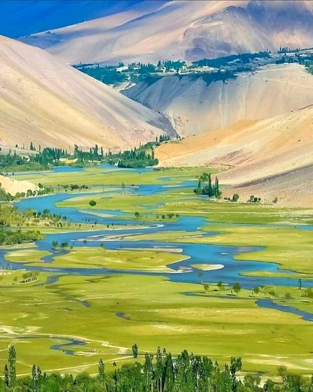 Golaghmuli valley pakistan😍