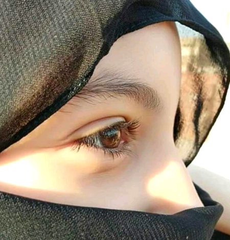 Kuch Yon Mili nazar unn se.. 😘
Baqi sab nazar andaaz Ho gye.. 💓💞❣️