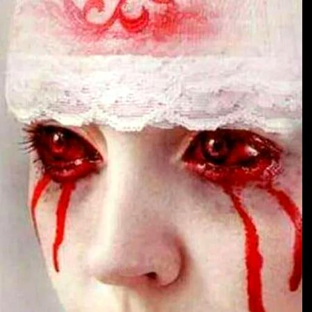 دل لگا کے ٹُھکرائے ہوۓ لوگ ہیں ہم۔۔!!!
افسوس کیجئے،کنارہ کیجئے،سبق لیجئے
