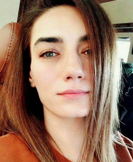 تیری ہر نظر اشارا💕 تیری ہر ادا سہارا💕