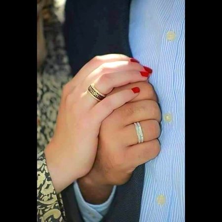 .مـــَرد بُرے نہیں ہوتے. . .
وہ تو ـــائبان ہوتــے ہیں... اور یاد رکھنا ســــائبان کو سب سے زیادہ دھــوپ بـرداشتــــ کـرنی پڑتــــی ہـــے.
