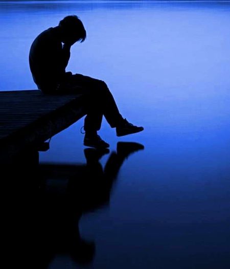 محبت بھول چکا ہوں میں
مگر تم یاد آتی ہو...... 😥