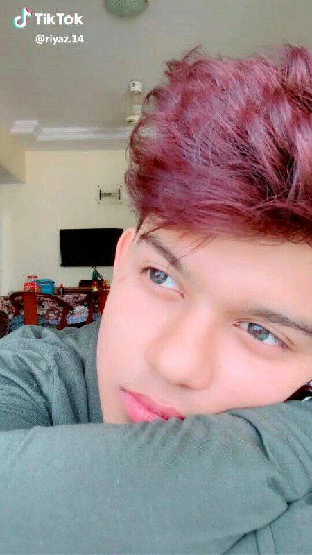 :')) Rangeen Duniya Kale DiL Saste Shok Harami Log ..🌚(*_*)