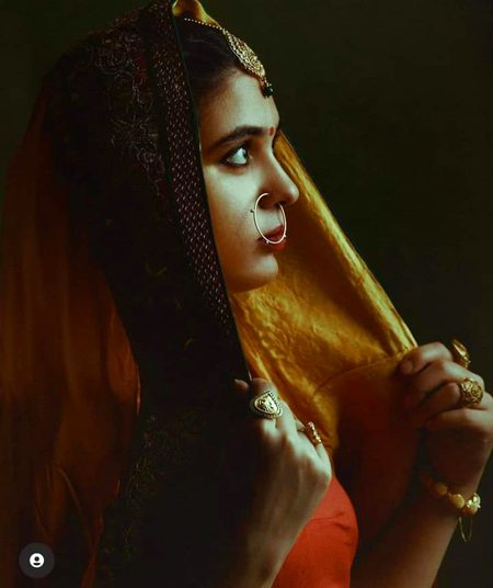 کون گھونگٹ کو اٹھائے گا ستمگر کہہ کر
اور پھر کس سے کریں گے وہ حیا میرے بعد