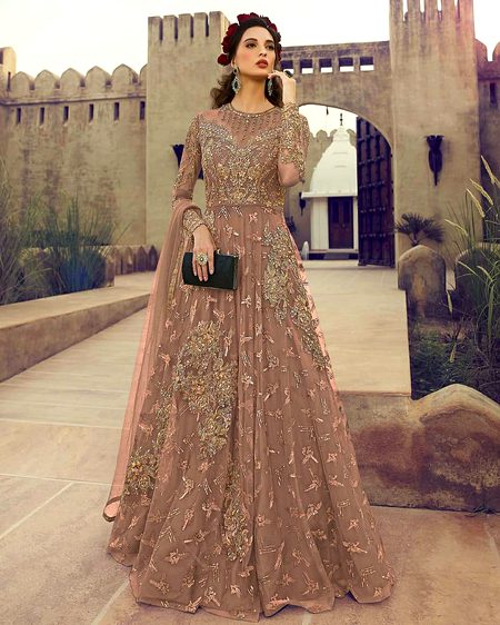 میں نے جب بھی خدا سے گزارش کی ھے.
تیرے چہرے پر ہنسی کی سفارش کی ھے❤
