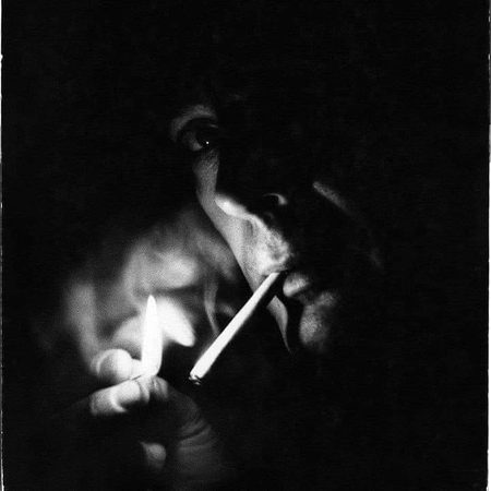 ایک جیسا عذاب ہوتا ہے....
یاد رکھنے میں, بھول جانے میں...
💯🖤✌️