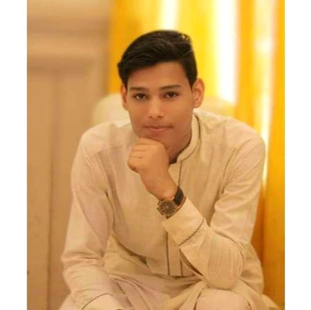 "Whoever is happy will make others happy too."🌚🙂