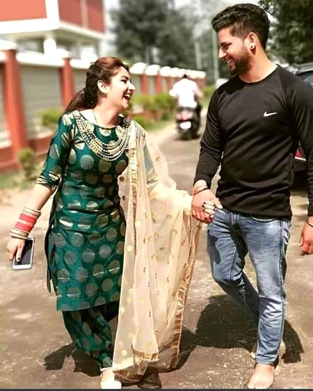 💞 آپ کی باتوںﺳﮯ ﺟﮍﺍ ____ھﮯ ﯾﮧ❞ ﺗﻌﻠﻖ ﺩﻝ❝ ﮐﺎ 💕

💞 آپ نظر نہ آئے ﺗﻮ ﭨﮭﮩﺮ ﺟﺎﺗﯽ ھﮯ❞دل کی دھڑکن❝ 💕