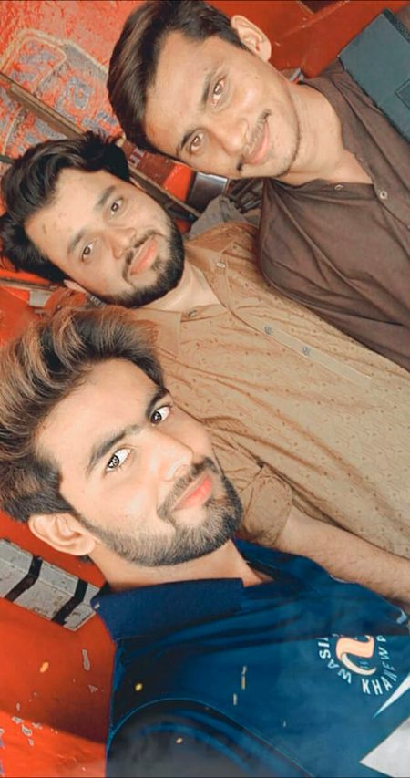 With lovely friends...💕💕💕