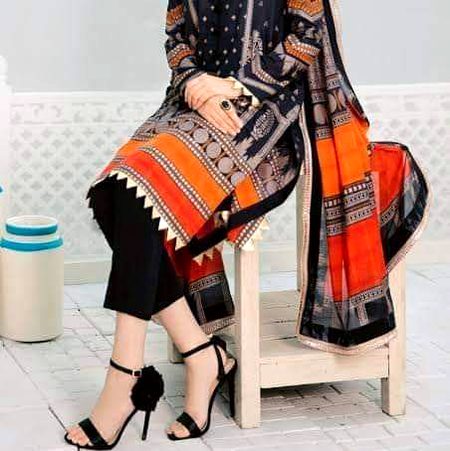 💕Mera miyaar....mere  kpron se ni 💕
💕Mere ikhlaq se jana jata he ...😎😎