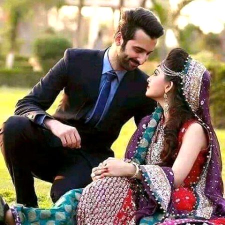 اگر دیکھ پاتے تم  میری چاھت کی انتہا
تو" هم تم " سے نہیں " تم هم " سے محبت کرتے