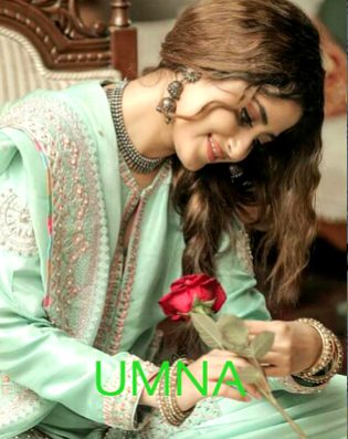 (***)un k ishq mein bheeg kar un ki baaty likhti hon gulaab ka phool sy kih un k rung mein rung kar un mein khoi rehti hon(***)