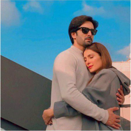 نہیں ہو سکتی یہ محبت تیرے سوا کسی اور سے ۔۔۔!! بس اتنی سی بات ہے اور تم ہو کہ سمجھتے نہیں ۔۔۔!!💔💔💔