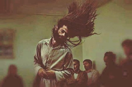 ﺍُﺱ ﻣﺎﮞ ﮐﮯ ﺣﻮﺻﻠﮯ ﮐﻮ ﺑﮩﺖ ﺩﺍﺩ ﺩﯾﺠﺌﯿﮯ
ﺟﺲ ﮐﺎ ﺟﻮﺍﻥ ﺑﯿﭩﺎ ﻣﺤﺒﺖ ﻣﯿﮟ ﻣﺮ ﺭﮨﺎ ﮨﮯ