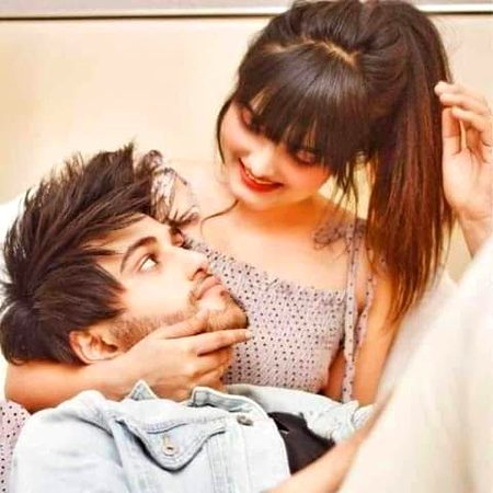 🔐 " کیا خبر کون کہاں __ترکِ تعلق کر لے🥀     🍂 اب اکٹھے ہیں تو تصویر بنا لی جائے🙂 " _ " 🎻 •=•