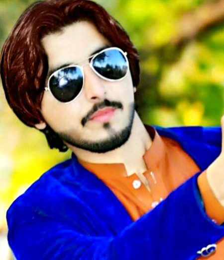 نفرت تب کرناجب میر ےبارے ميں
جانتے ھو۰ 
Ay Ajnaabi 🙏
تب نھيں جب کسی سے سنا ہو💗🙏