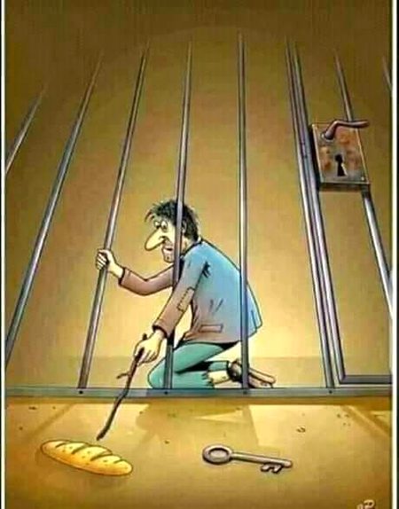 کمال کی تصویر ہے 
ہزاروں سوالوں کا جواب ہے۔۔!
جس دن یہ ہاتھ روزی روٹی کی بجائے 
چابی کی طرف بڑھے اسی دن کا نام انقلاب اور آزادی ہوگا۔