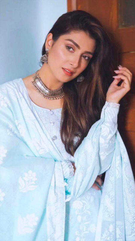 Pakistani Celebs image