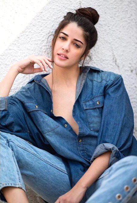Indian Celebs image