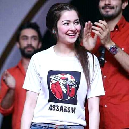 Hania amir...