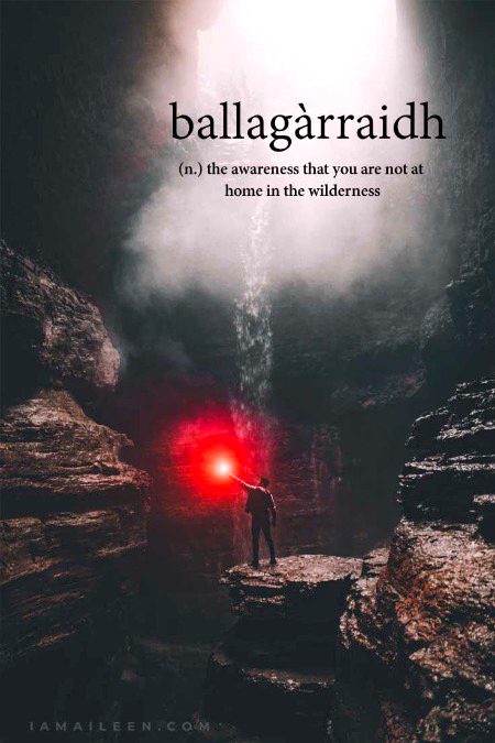 Word with explanatory meaning