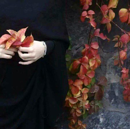 ❣️🍁اپنی خواہشوں کو

 کبھی اپنے قدموں

 سے آگے نہ نکلنے د یں،
 
جو مل جائے اس پہ
 
شکر ادا کریں اور جو

 چھین جاۓ اس پہ

 افسوس نہ کریں یقیناً

 اس سب میں اللــــــہ تعالیٰ 

کی کوئی نہ کوئی
 
مصلحت ہو گی جو 

آپ نہیـــں جانتے لیکن
 اللـہ خوب جانتا ہے۔۔