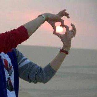 دل اُس کو دیا ہے تو وہی اِس میں رہے گا

ہم لوگ امانت میں __ خیانت نہیں کرتے🤍❤️✨

❤️