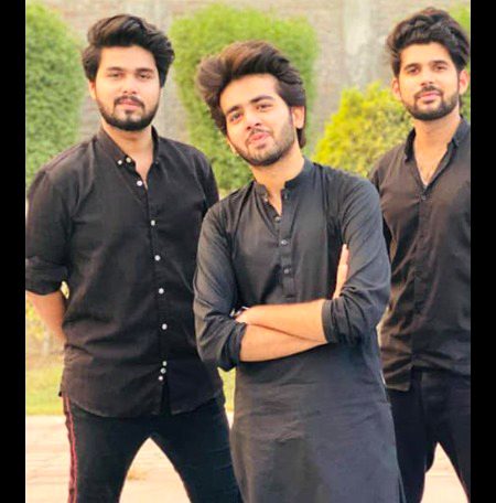 Adeal Murtaza with brothers ... 😘😘😍😍