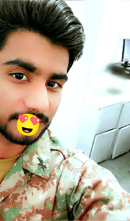 میں دھیمے لہجے کا سیدھا سادہ سا  لڑکا
Old Is Goldکوئی محبت سے بولے تو بہت بولتا ہوں ❤