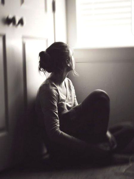 Khaniyan he sehi mubalagye he sehi


Agr yea khawab Hy toh tahbeer kr k dekhtyn hyn 🥀