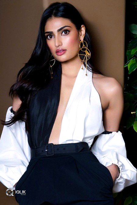 athiya shetty