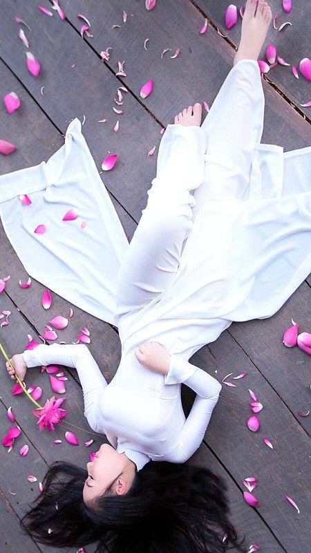 Beautiful People image