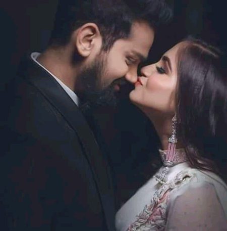 Din rat tujy ma daikha kru ankho ke Bs yhi cahat ha💕
Ma kaid hu Teri lakiro mea mery sath he Teri kismat ha💕diljaria je lairh Dy 💕mujy isq ha tuj sea bs yeah kha leny Dy💕miss u