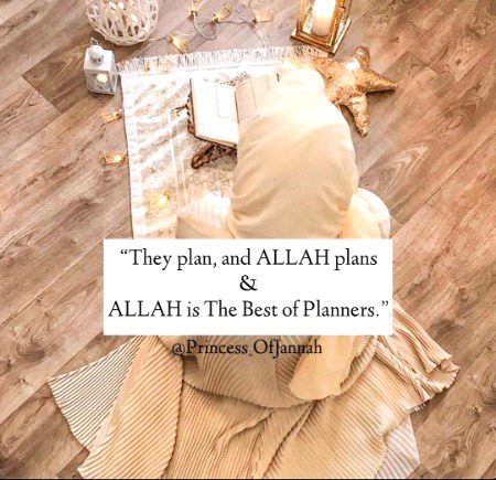 Yea Meri umer mah o sal Dy ush ko yAH RAB her dukh o gamh sy nikal Dy ush ko🤲 Ameen sumah Ameen