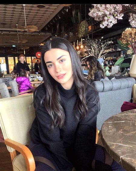 Ozge Yağiz😍😍