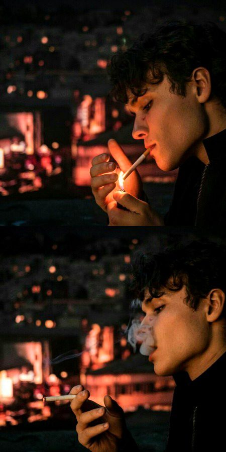 TERY KUXH KHUWABO K JANAZY H MERI ANKHON ME ☺️

YEH WO JANAZY H JO GHR SE KBHI UTHAYE NHI GAYE🥀💔