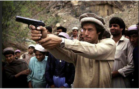 Khan Bhi Ghadaroo ko Marty howy