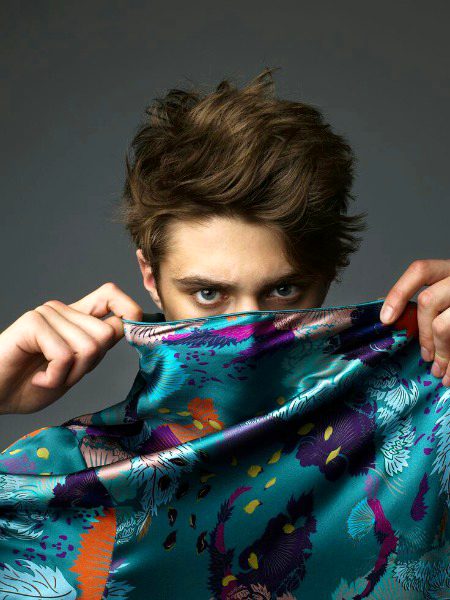 جب تم مجھے اپنا کہتے ہو 
مجھے اپنے آپ پر غرور آ جاتا ہے 💦💥