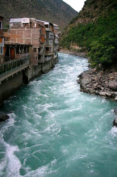 Swat river pakistan