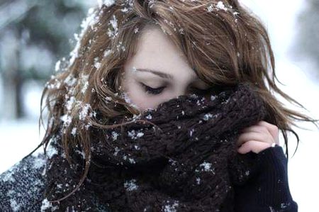 Kisi he khaab dikhae the zindgi k..kisi k swath humara b rabtaa hua thaโคye khadokhal humare yun' hi nhi bigre.humare saath muhabbat ka hadsa hua tha๐