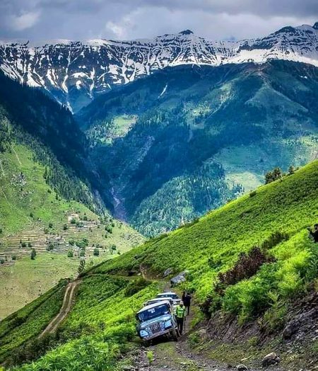 Beautiful pakistan lalazar😍