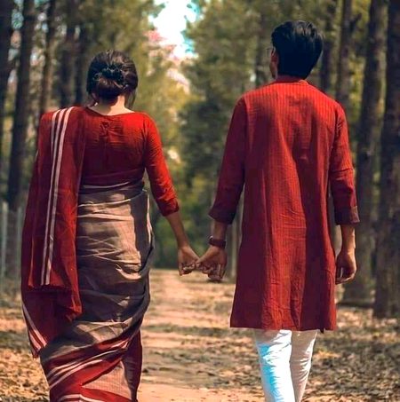 اے رنج آگاہی کوئی چارہ تو ہوگا نہ 
چل خوش نہ رہ سکیں گیں گزارا تو ہو گا نہ۔
