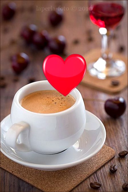 اس نے کہا تھا کون سا تحفہ ہے من پسند 🤔
میں نے کہا وہ چائے جو اب تک ادھار ہے ☕❣️